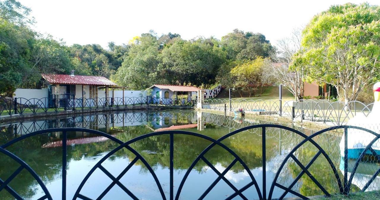 Recanto Mariane Santo Antonio do Amparo Exteriör bild